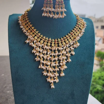 Virat - rice pearl necklace