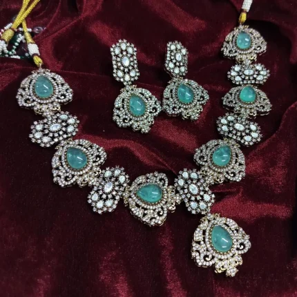 Polki and doublet embellished statement neckset