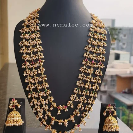 Jeshna- pearl layered mala with kundan embellishments