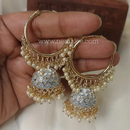Flower patterned balli jumkha