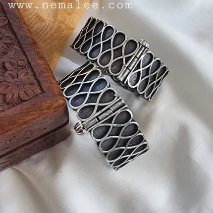 Infinity ensemble silverlookalike openable kada