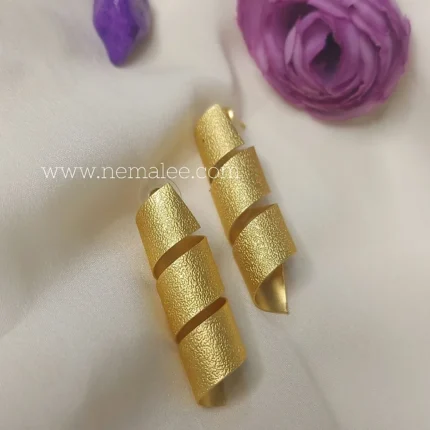 Fancy gold ribbon earrings