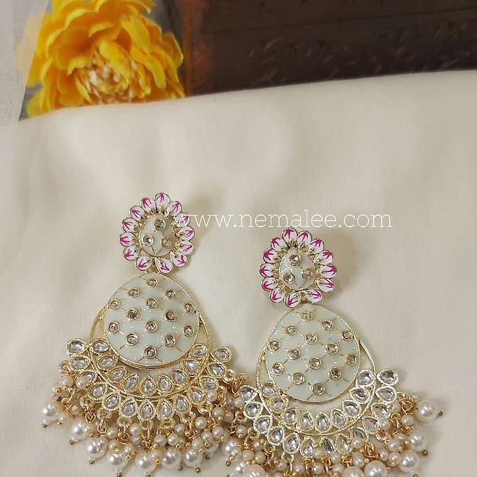 dfe00b_b8934a803286425e929b53aabc8c66e9~mv2