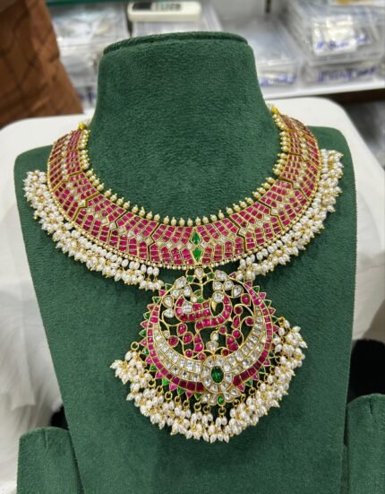 Vadhuvu - bridal neckset
